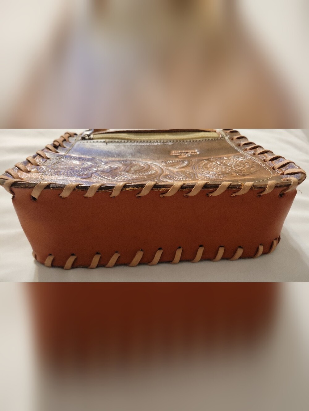 Mexican Leather Handmade Purse with Flower Decor and Aztec Calendar. Hecho En MX - Picture 3 of 10